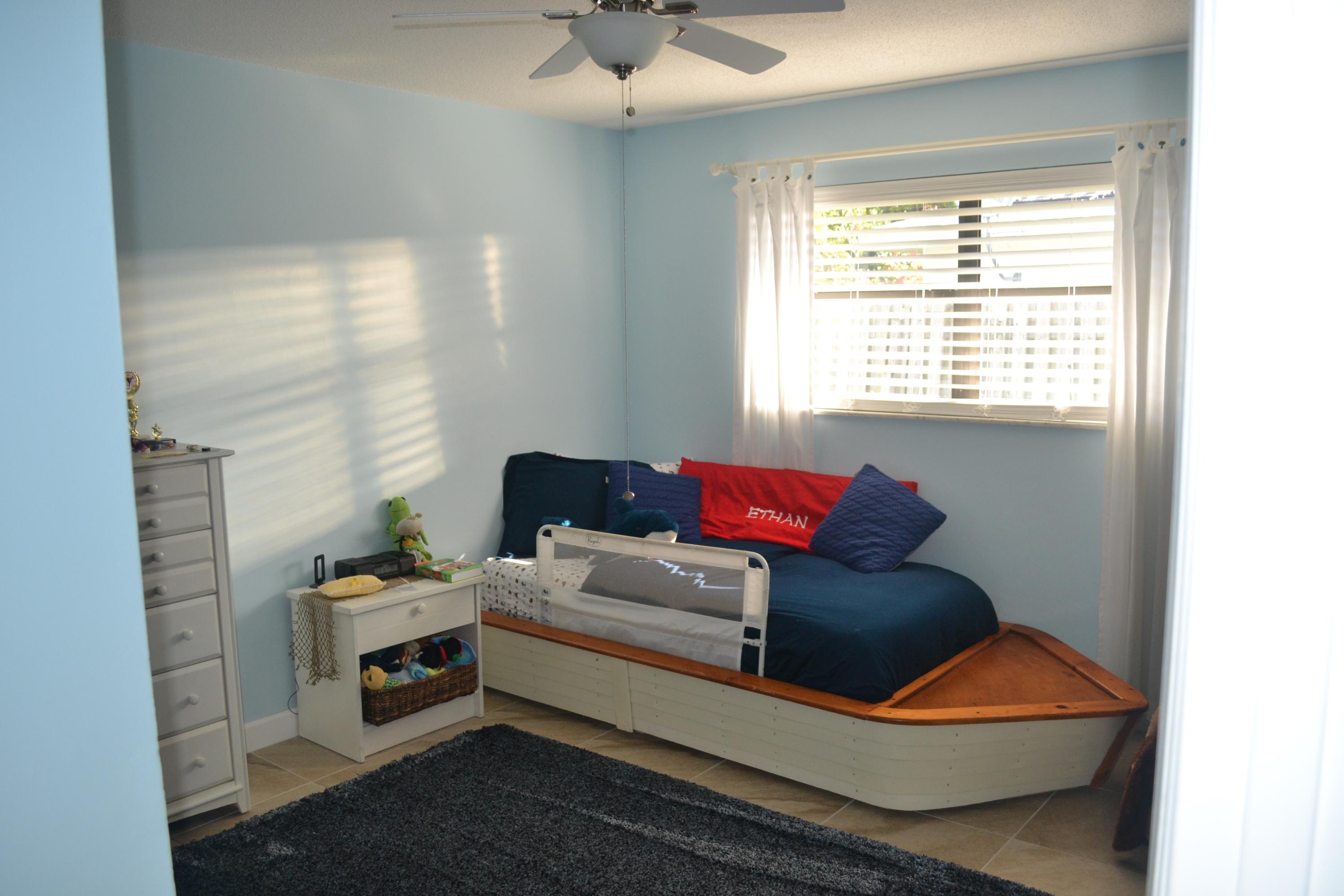 121 Beverly Road West Jupiter, FL 33469 - Photo 6 of 13 Bed2