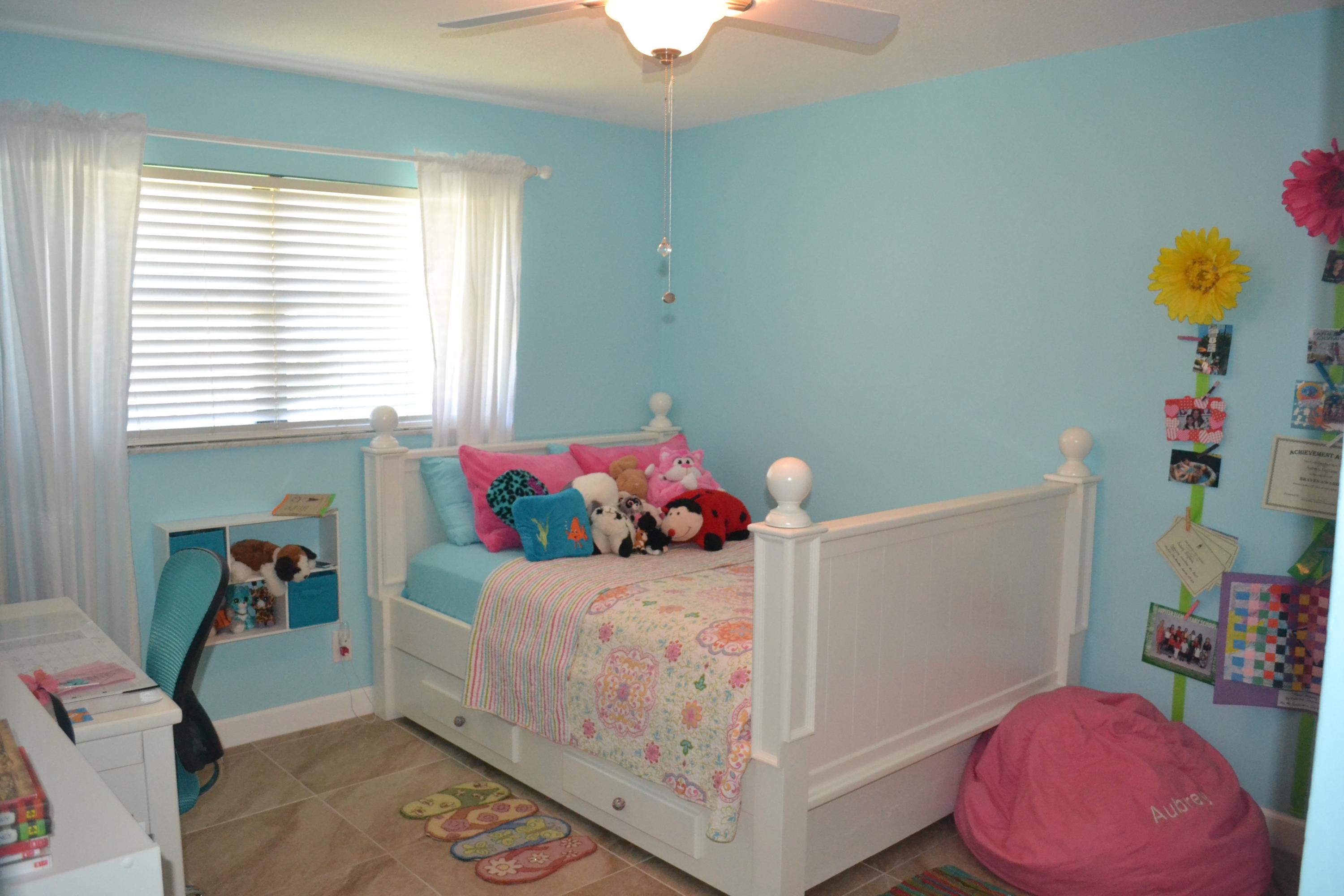 121 Beverly Road West Jupiter, FL 33469 - Photo 7 of 13 Bed3