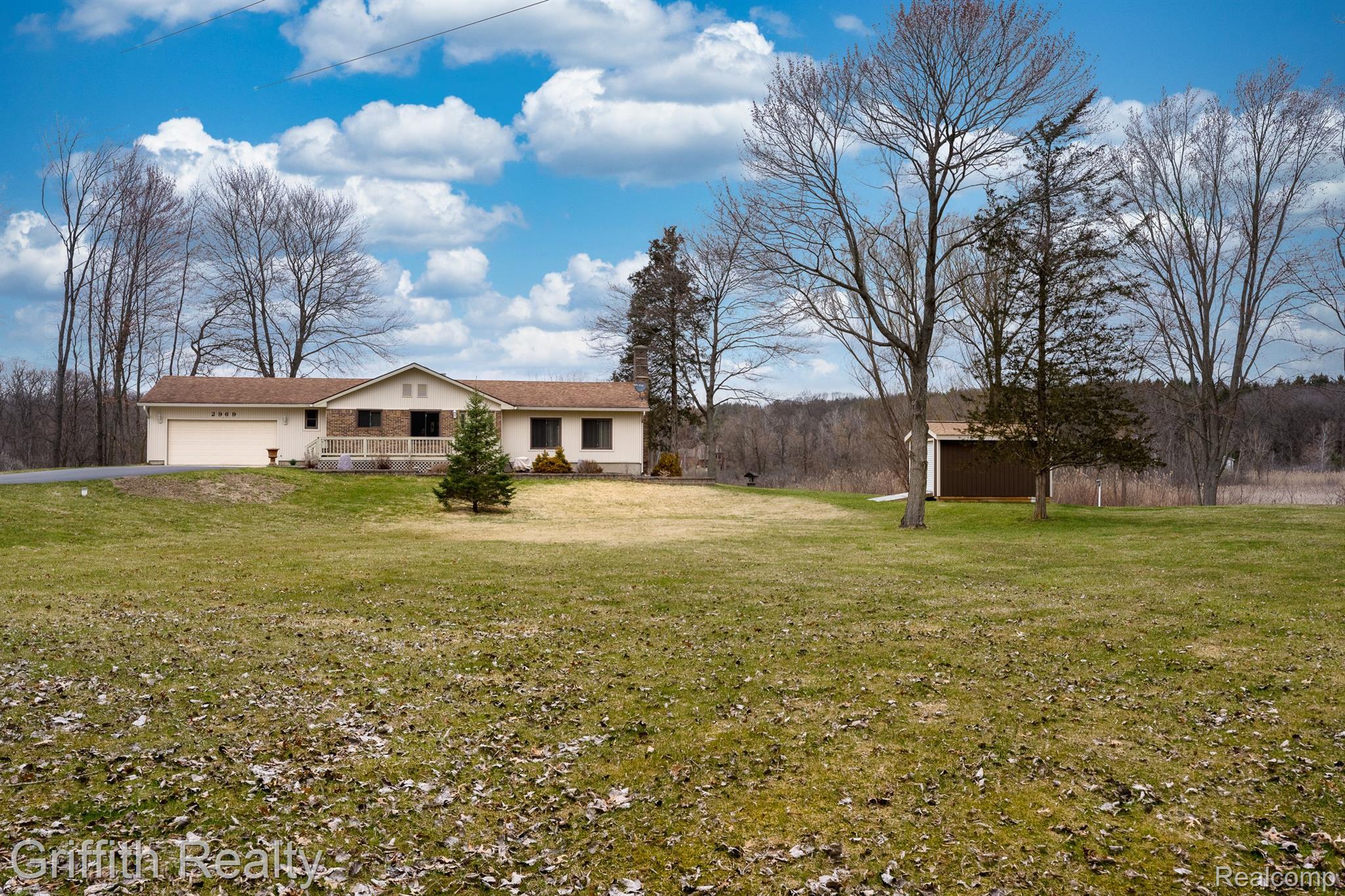 2969 Hunter Road Brighton, MI 48114 - Photo 4 of 43 Gallery Image 4