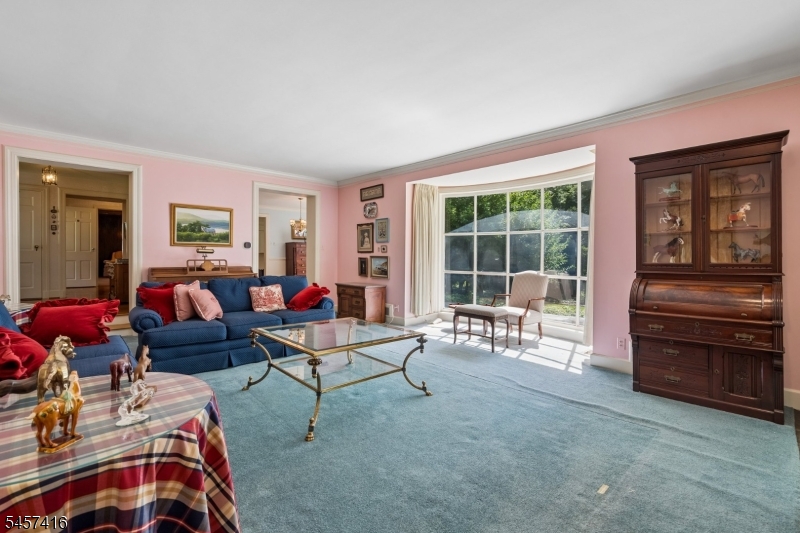 300 Oak Ridge Avenue Summit, NJ 07901 - Photo 12 of 47 Gallery Image 12