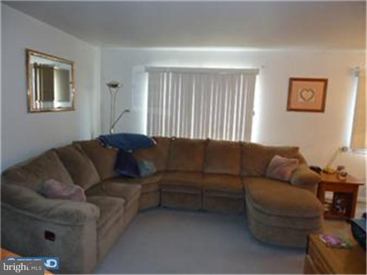 3604 Woodhaven Road Philadelphia, PA 19154 - Photo 2 of 12