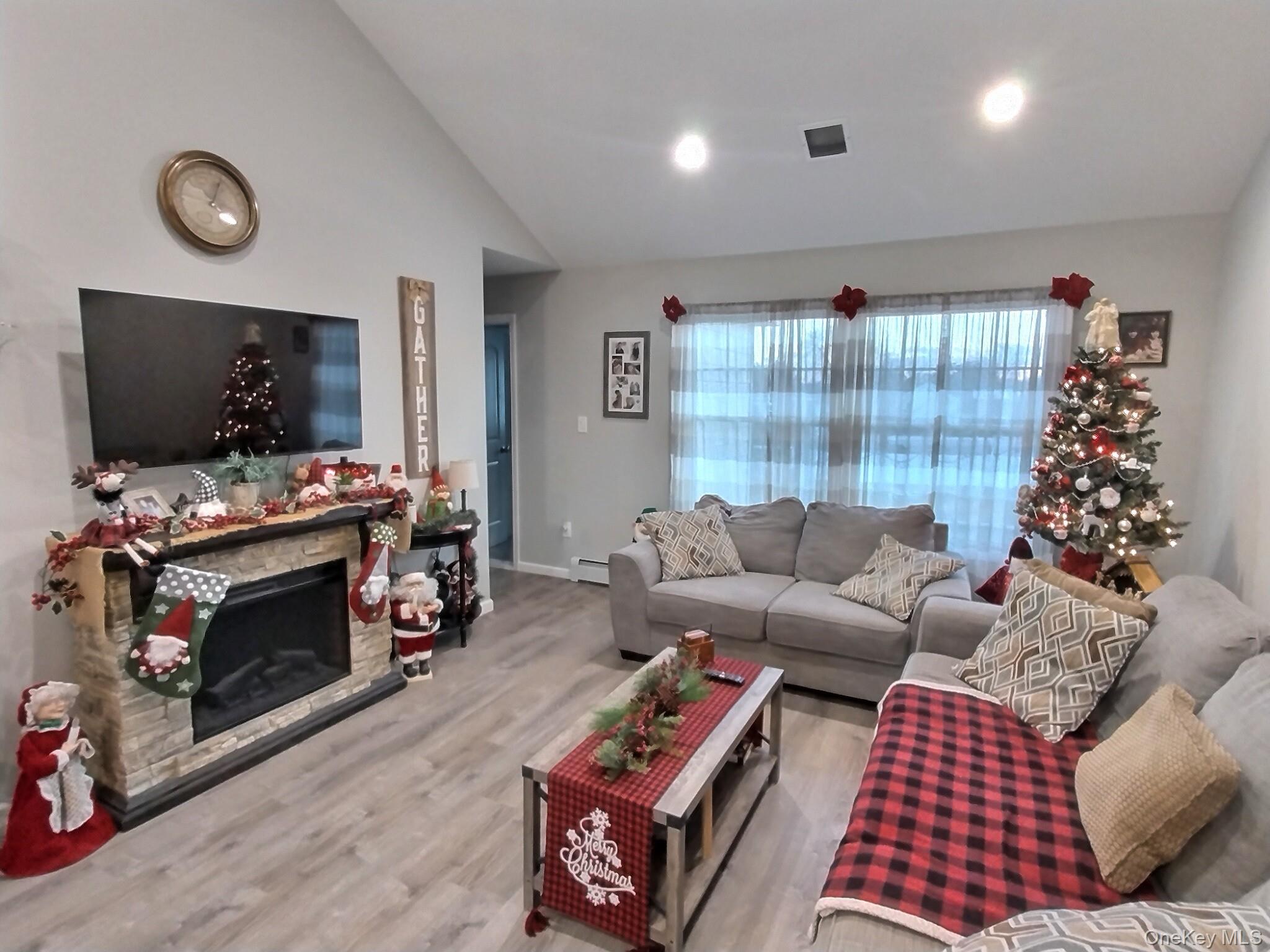 166 Daniel Road North Massapequa, NY 11758 - Photo 25 of 42