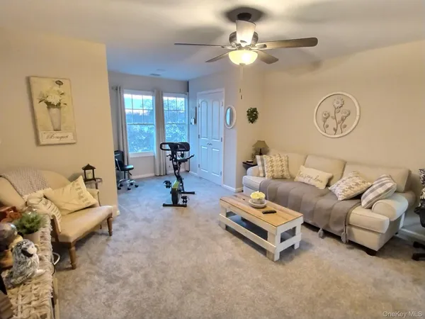 $1,225,000 | 166 Daniel Road North, Massapequa, NY 11758