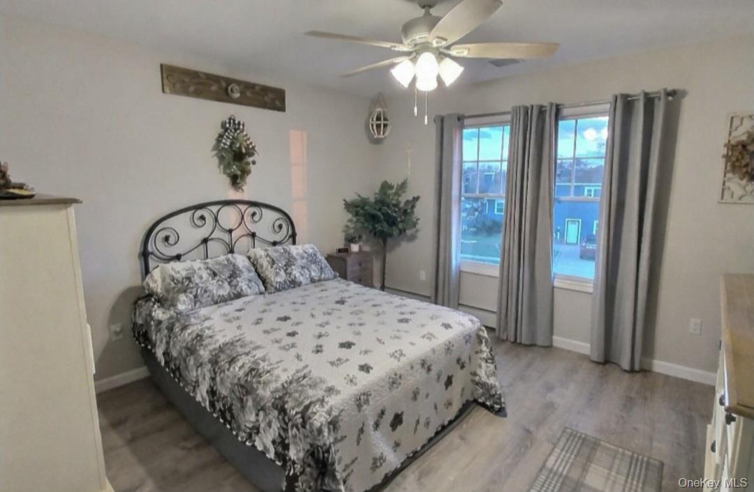 166 Daniel Road North Massapequa, NY 11758 - Photo 31 of 42