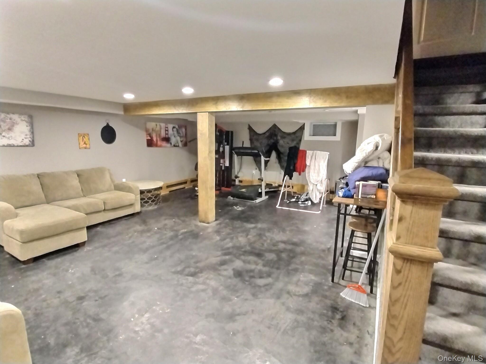 166 Daniel Road North Massapequa, NY 11758 - Photo 33 of 42