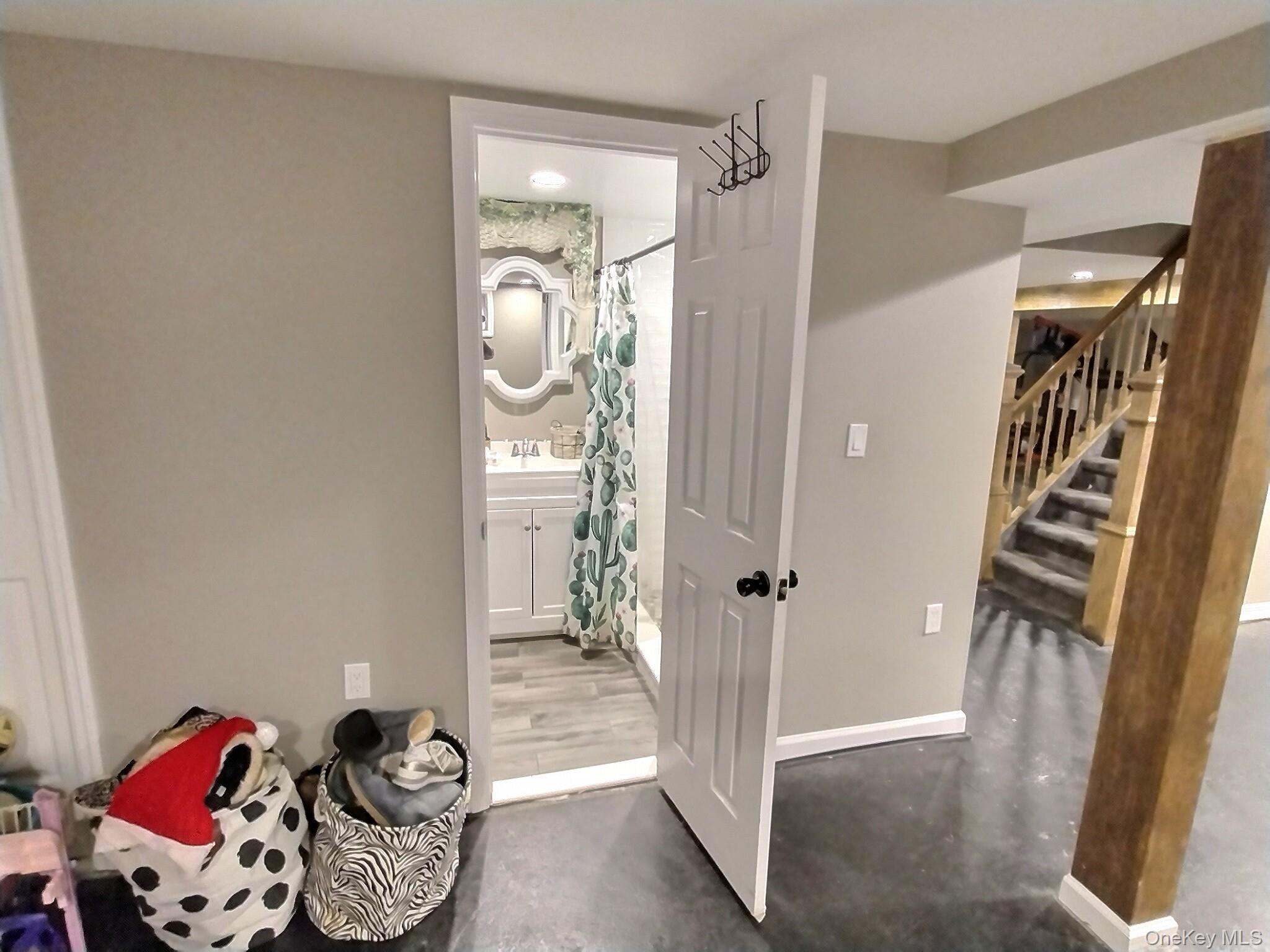 166 Daniel Road North Massapequa, NY 11758 - Photo 36 of 42