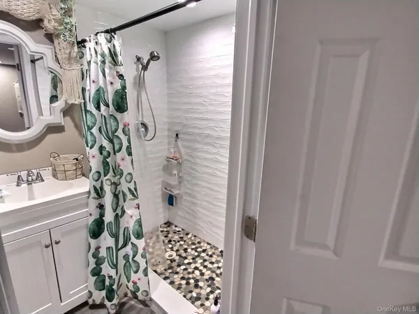 $1,225,000 | 166 Daniel Road North, Massapequa, NY 11758