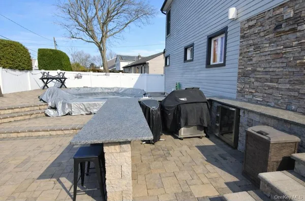 $1,225,000 | 166 Daniel Road North, Massapequa, NY 11758