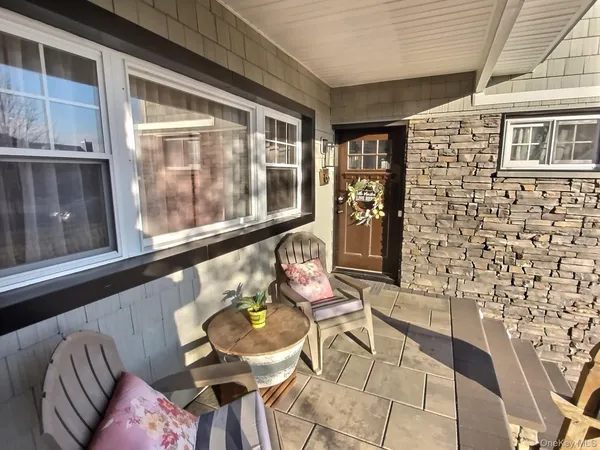 $1,225,000 | 166 Daniel Road North, Massapequa, NY 11758