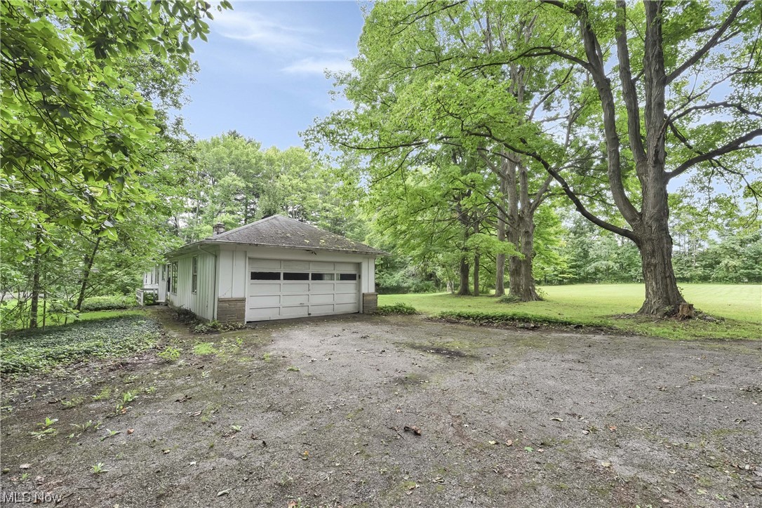 35855 Solon Road Solon, OH 44139 - Photo 10 of 26
