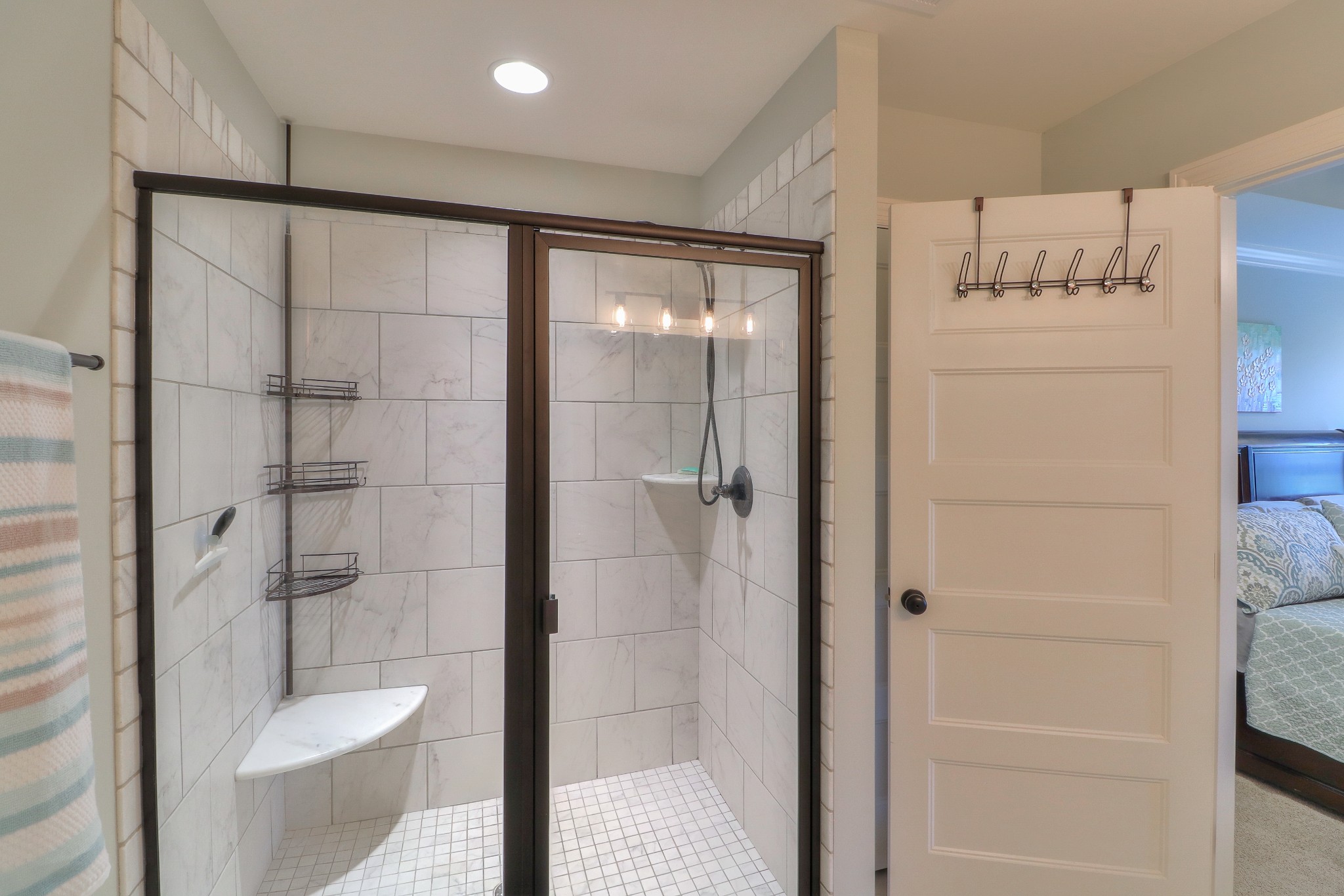 1555 Walnut Hill Road Lebanon, TN 37090 - Photo 22 of 46 a bathroom with a shower and toilet