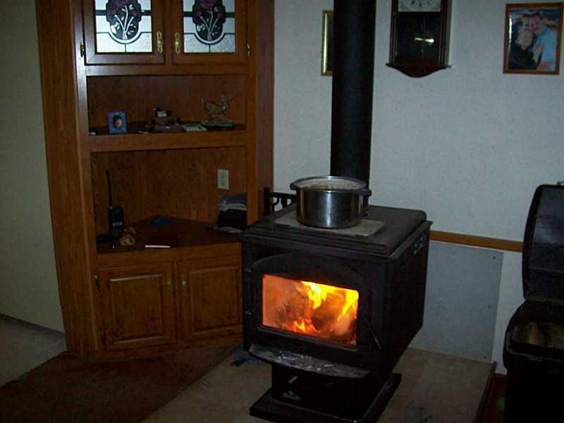124 Haines Corner Road Livermore Falls, ME 04254 - Photo 14 of 17 Living Room.