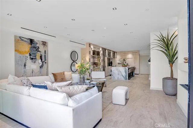 $3,095,000 | 505 17th Street, Huntington Beach, CA 92648