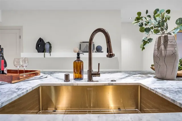 $3,095,000 | 505 17th Street, Huntington Beach, CA 92648