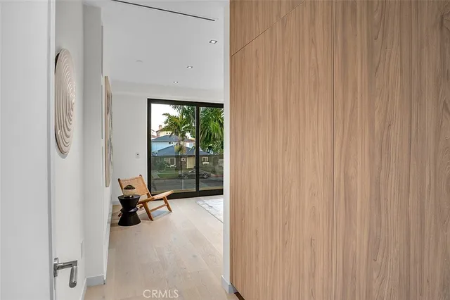 $3,095,000 | 505 17th Street, Huntington Beach, CA 92648