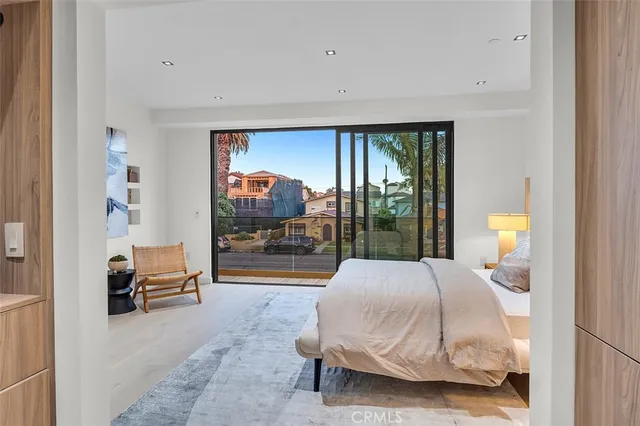 $3,095,000 | 505 17th Street, Huntington Beach, CA 92648