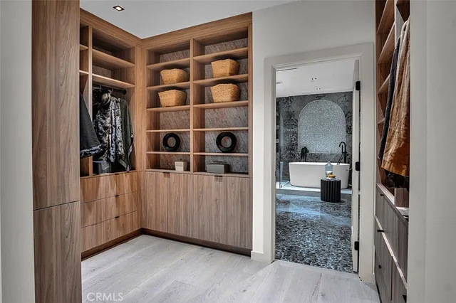 $3,095,000 | 505 17th Street, Huntington Beach, CA 92648