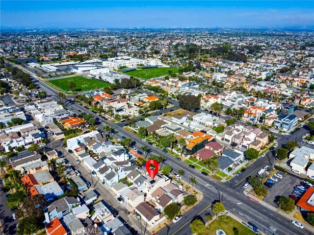 $3,095,000 | 505 17th Street, Huntington Beach, CA 92648