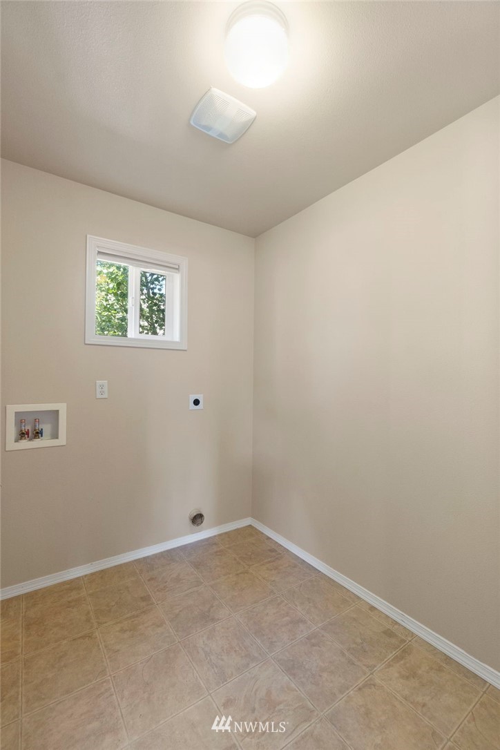 3129 Walker Road DuPont, WA 98327 - Photo 20 of 33 a view of room