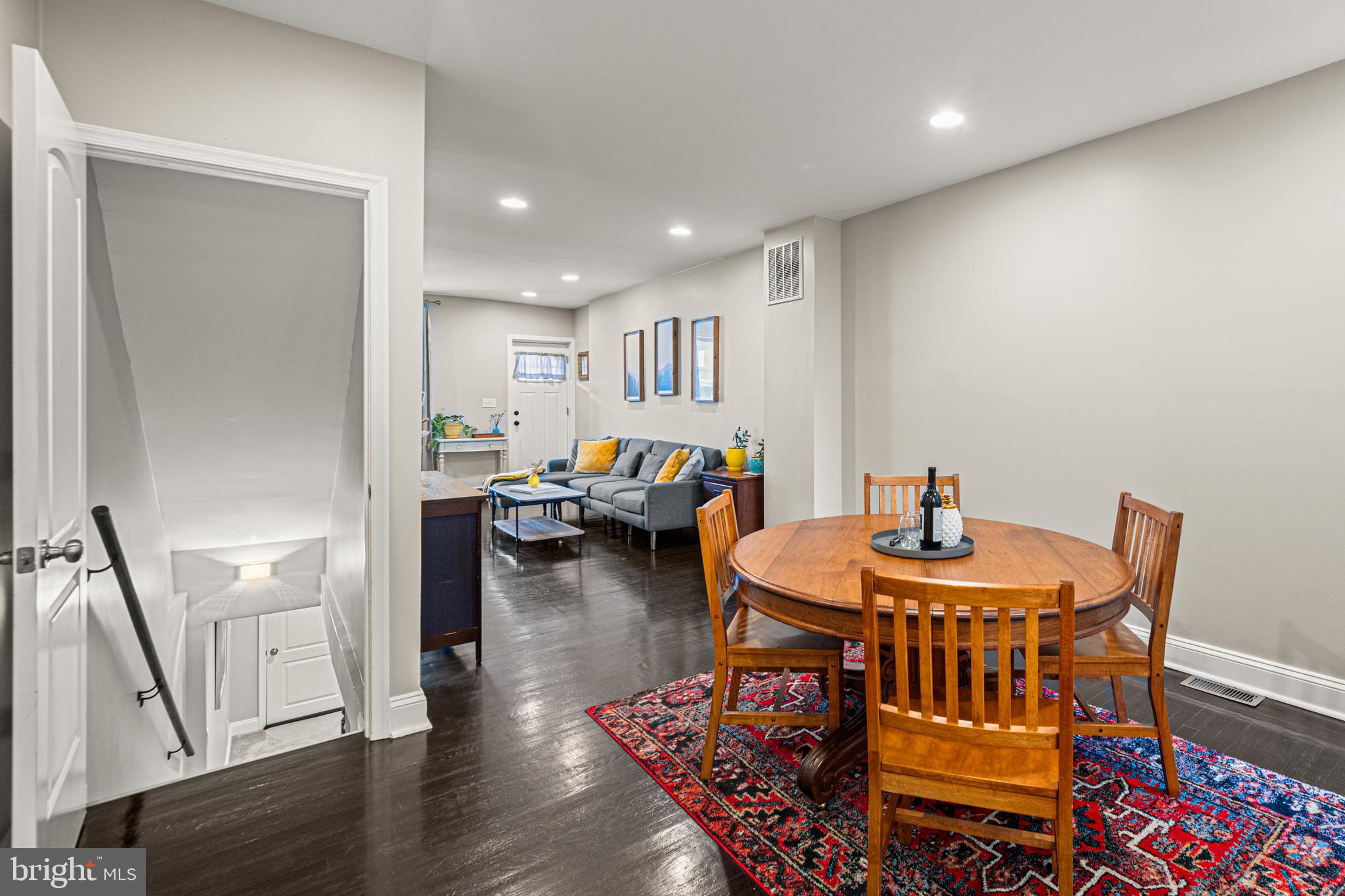 3910 Falls Road Baltimore, MD 21211 - Photo 11 of 40 Dining Room