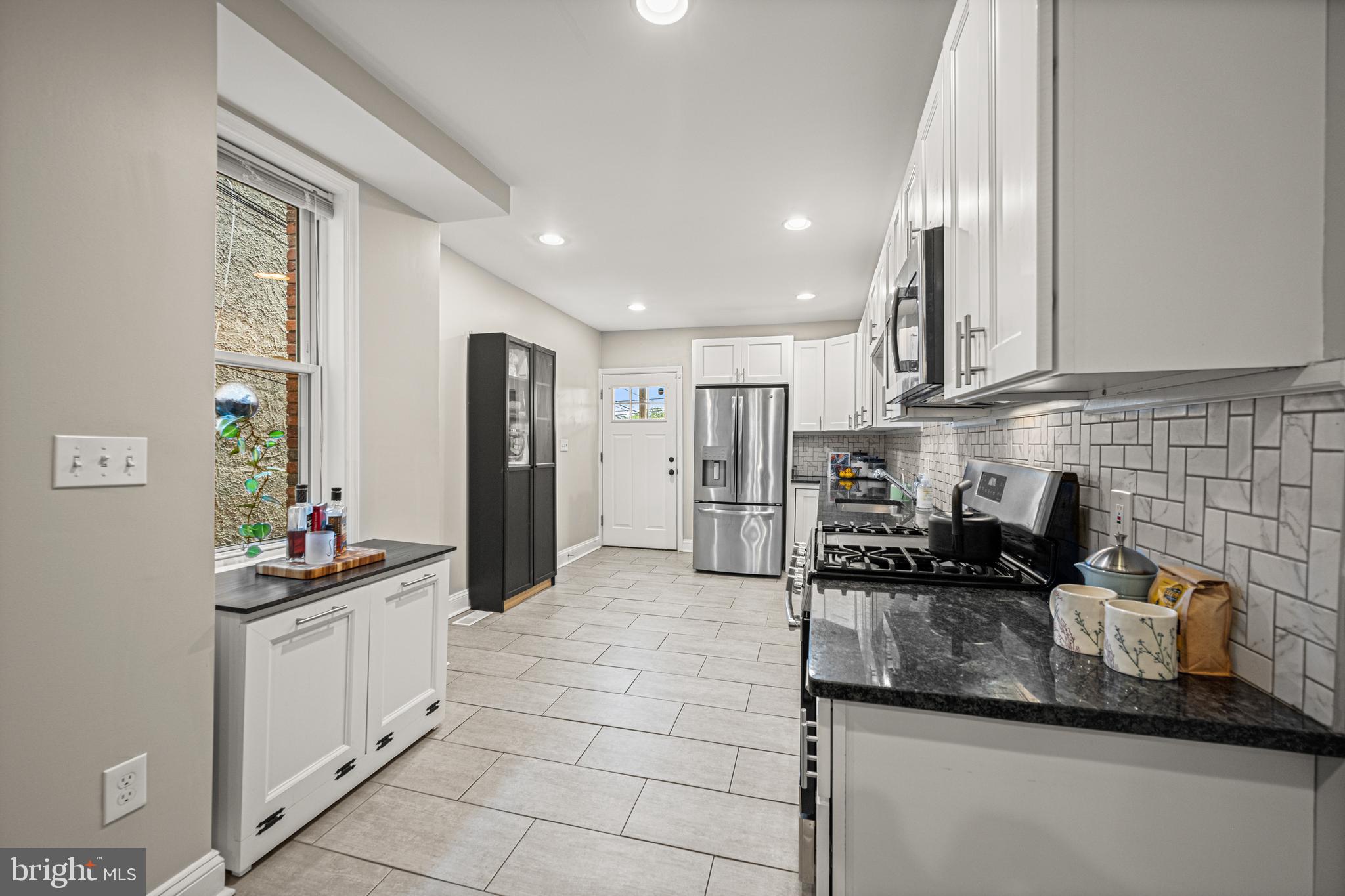 3910 Falls Road Baltimore, MD 21211 - Photo 4 of 40 Kitchen