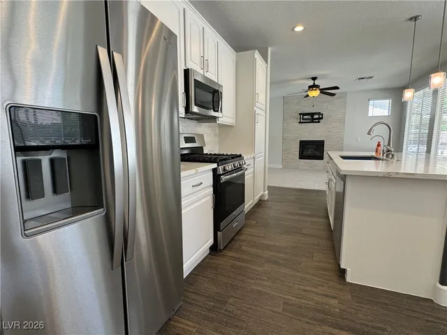 $3,900 | 2385 Quintet Avenue, Henderson, NV 89052