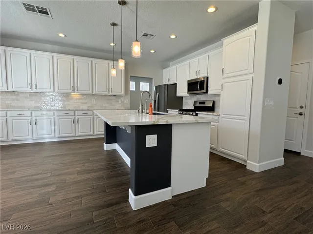 $3,900 | 2385 Quintet Avenue, Henderson, NV 89052