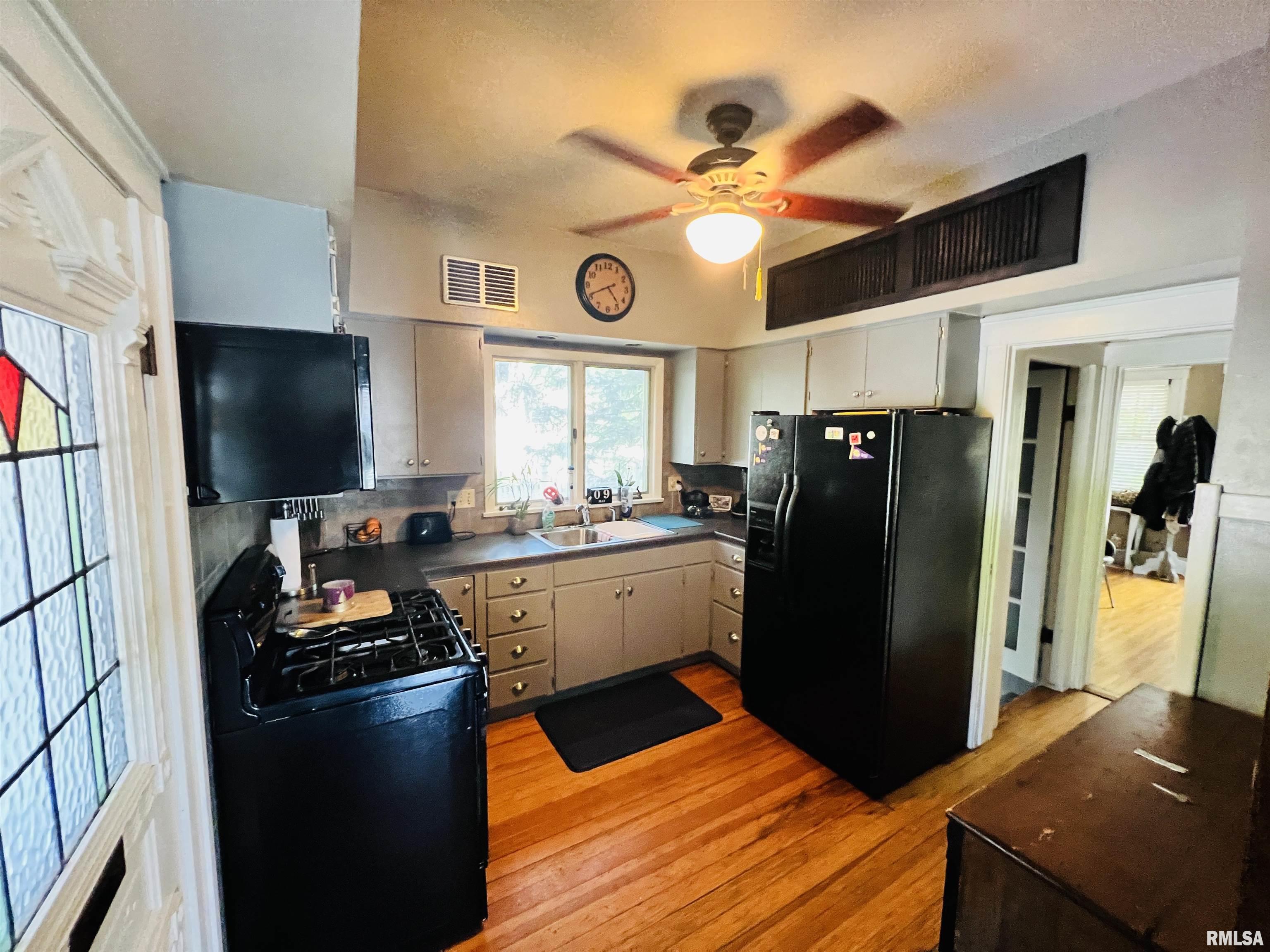 124 North Normal Street Macomb, IL 61455 - Photo 21 of 52 Gallery Image 21