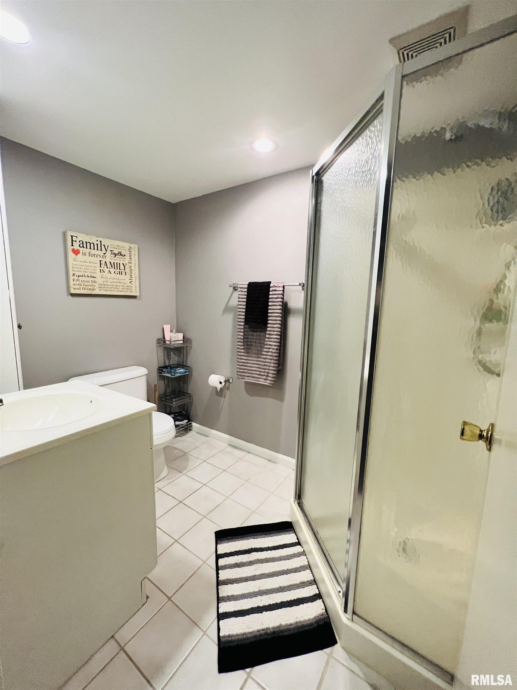 124 North Normal Street Macomb, IL 61455 - Photo 39 of 52 Gallery Image 39