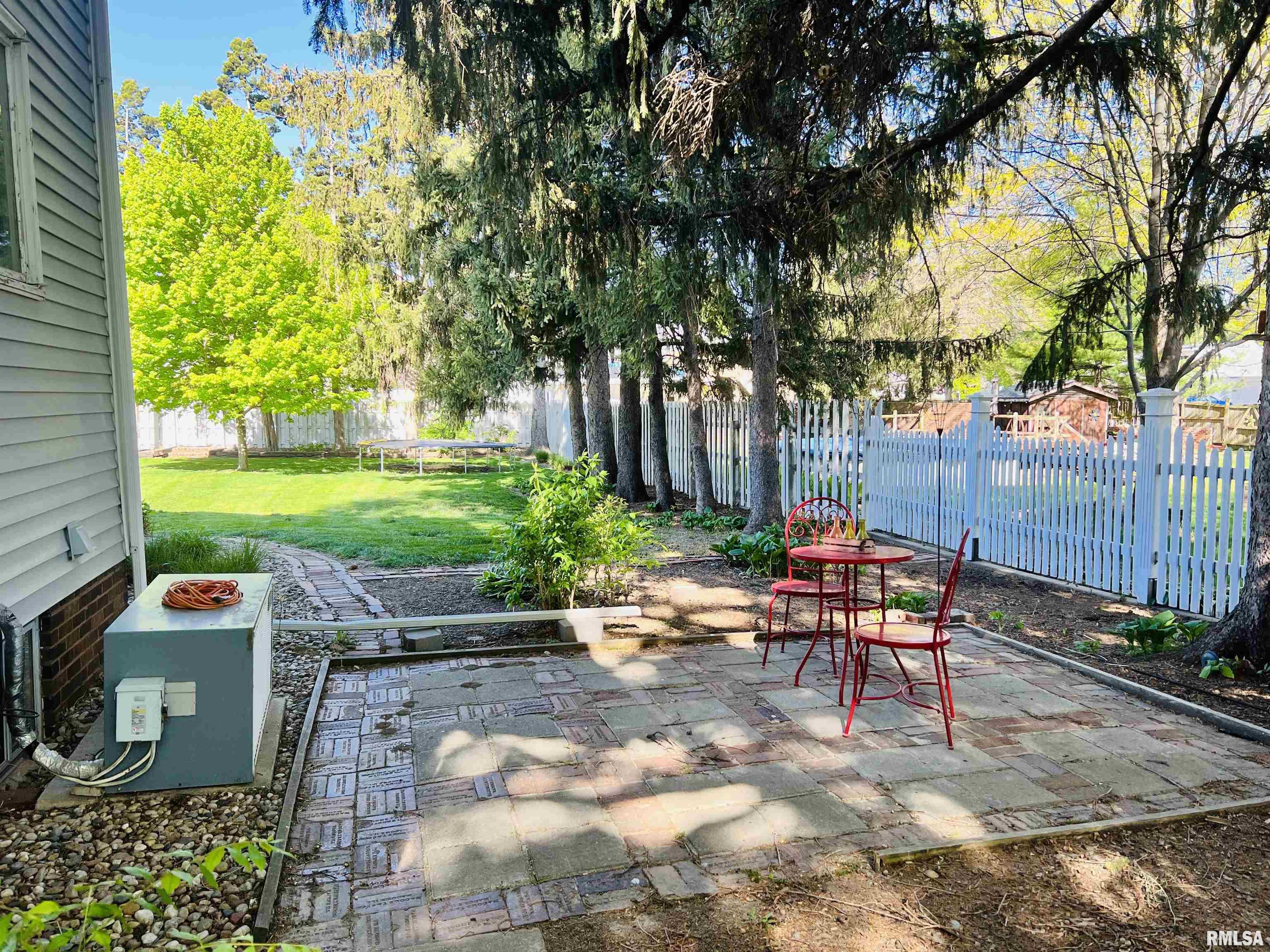 124 North Normal Street Macomb, IL 61455 - Photo 6 of 52 Gallery Image 6