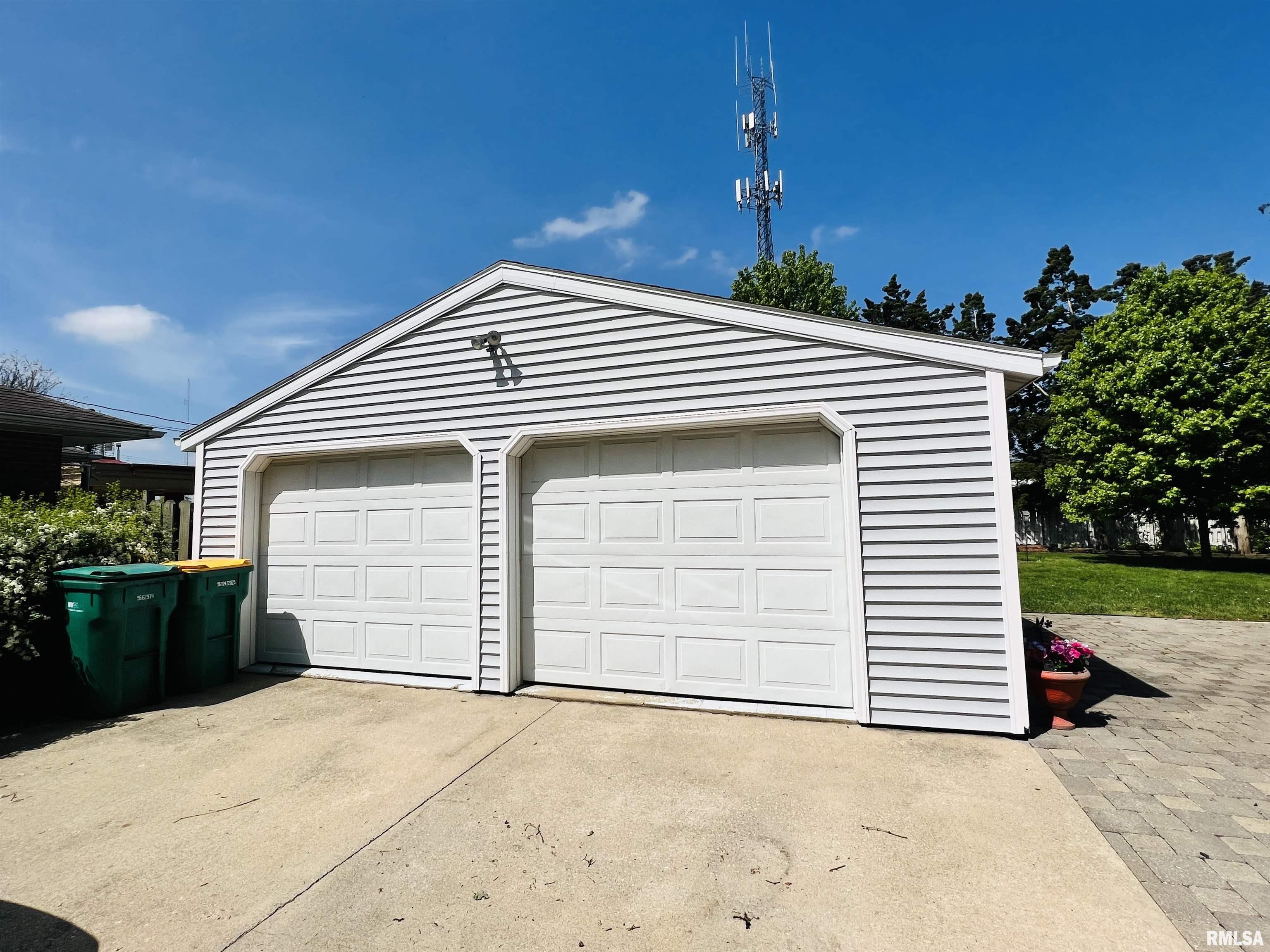 124 North Normal Street Macomb, IL 61455 - Photo 10 of 52 Gallery Image 10