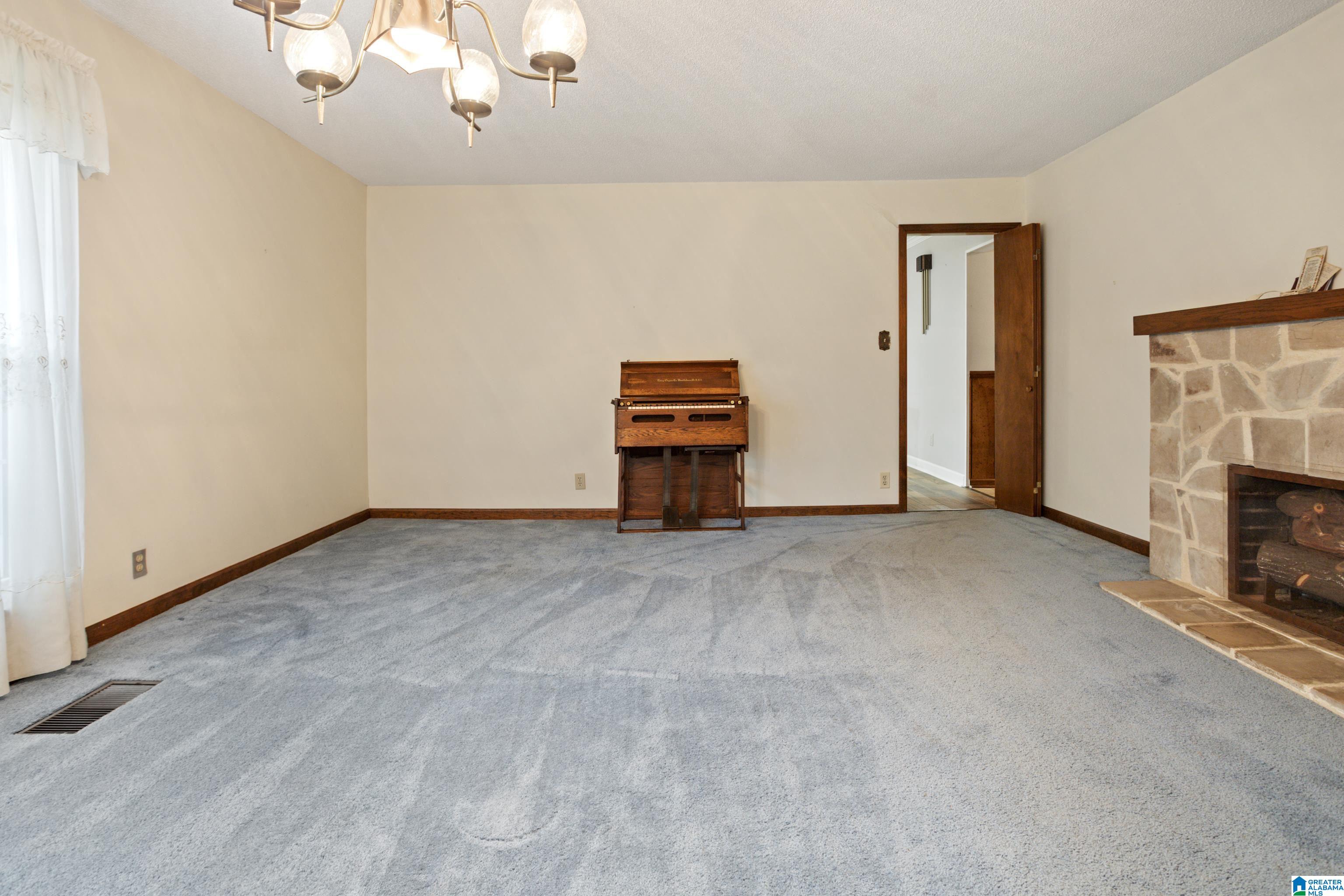 5053 Roselyn Road Bessemer, AL 35022 - Photo 17 of 60 Gallery Image 17