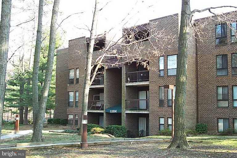 11200 Chestnut Grove Square, Unit 11200 Reston, VA 20190 - Photo 26 of 26 Exterior (Main)