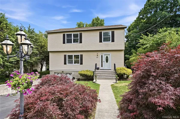 $1,395,000 | 67 Sherwood Drive, Larchmont, NY 10538