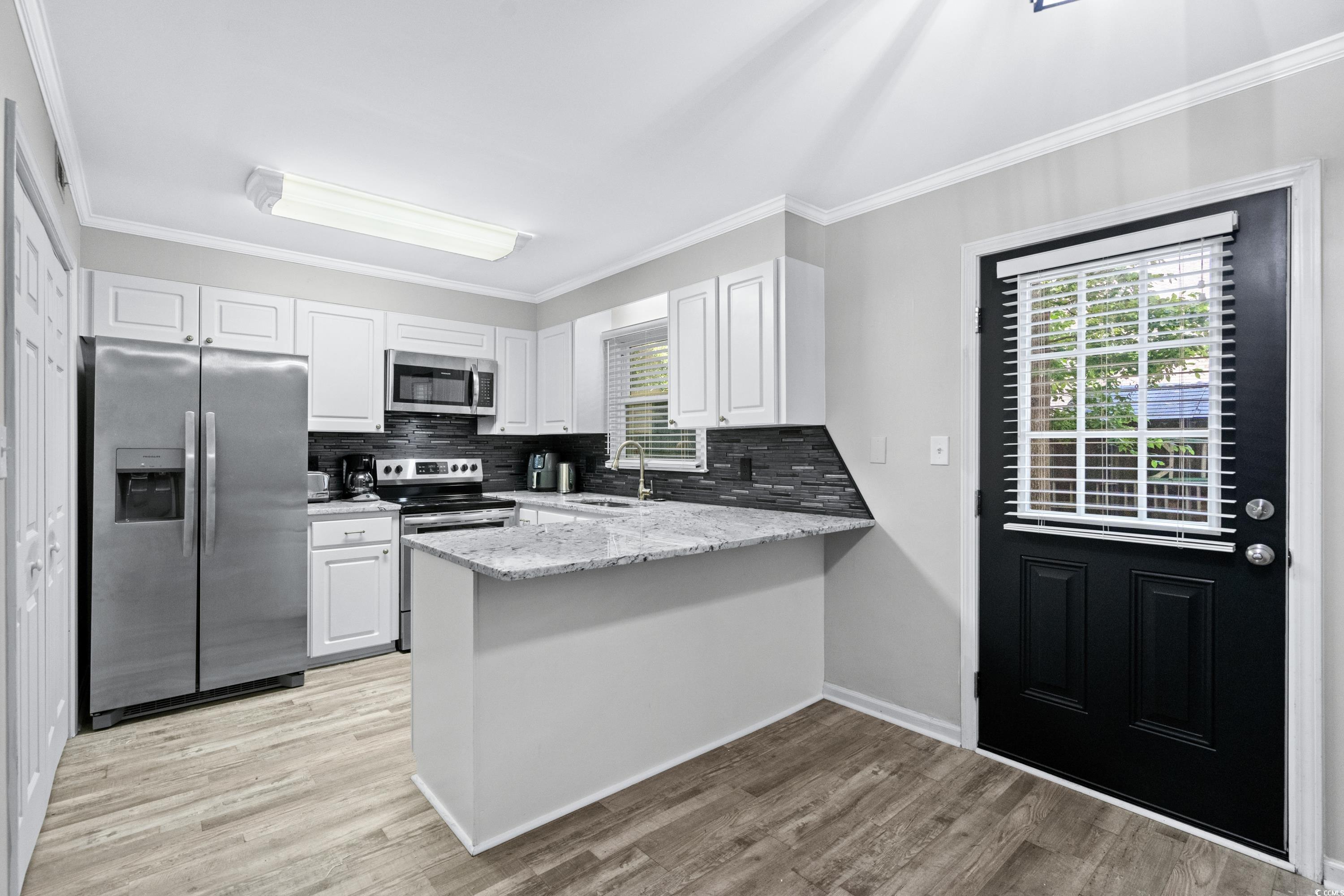 715 Pine Drive, Unit B Surfside Beach, SC 29575 - Photo 5 of 31