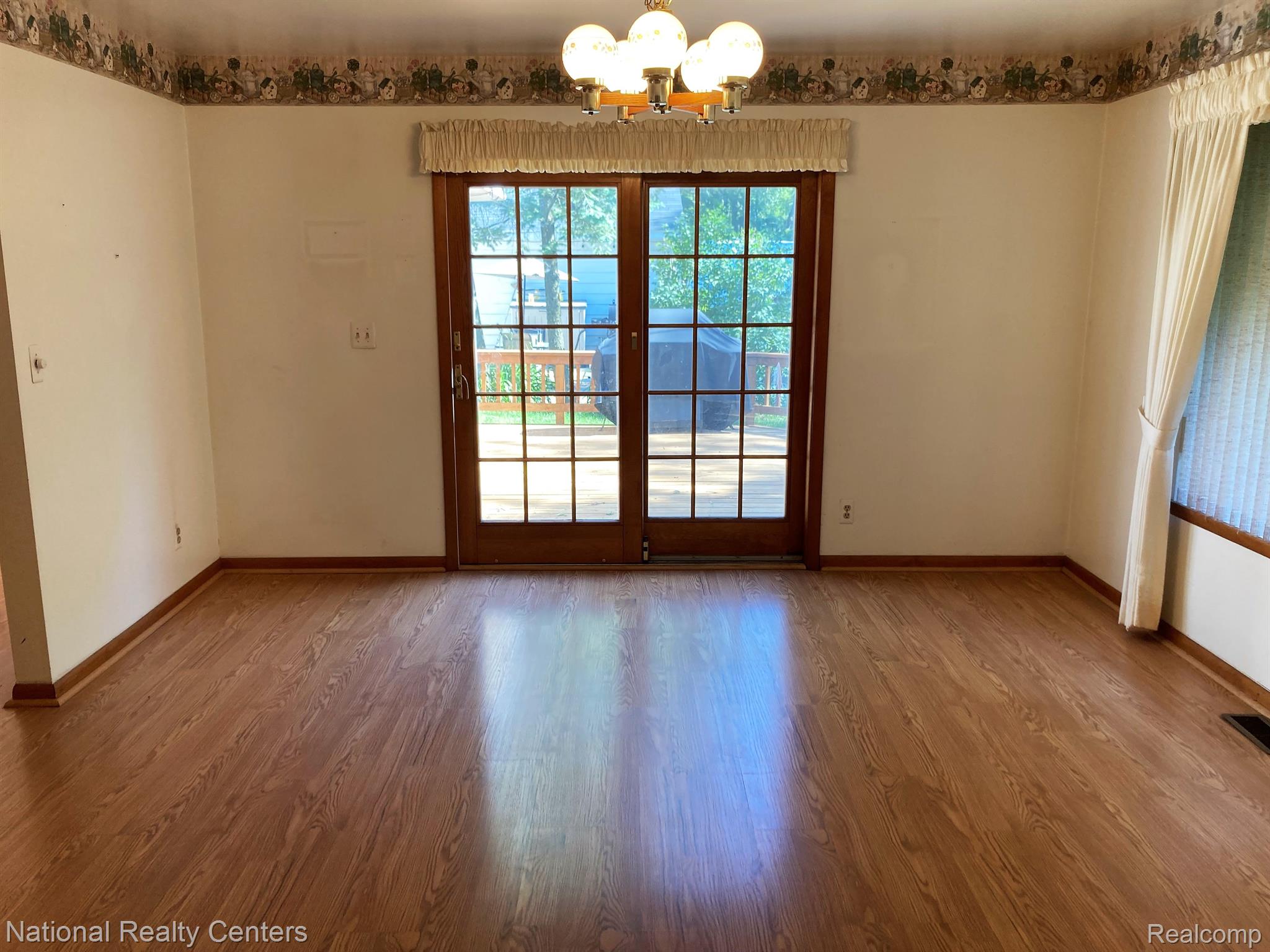 614 South Sheldon Road Plymouth, MI 48170 - Photo 10 of 46 Dining Room to Deck