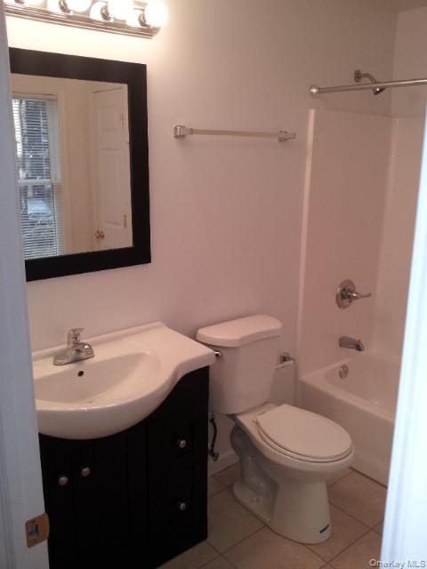 79 Academy Street Poughkeepsie, NY 12601 - Photo 23 of 36