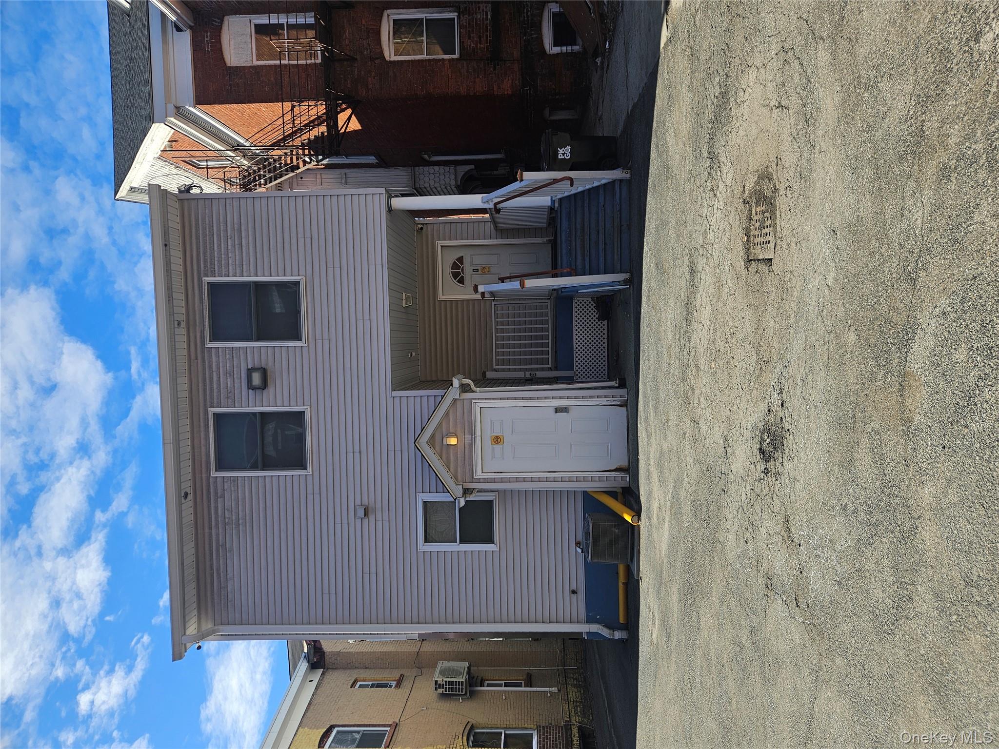 79 Academy Street Poughkeepsie, NY 12601 - Photo 4 of 5