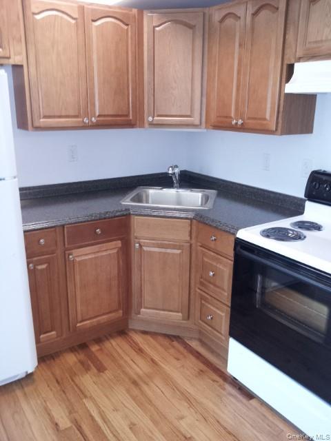 79 Academy Street Poughkeepsie, NY 12601 - Photo 10 of 36