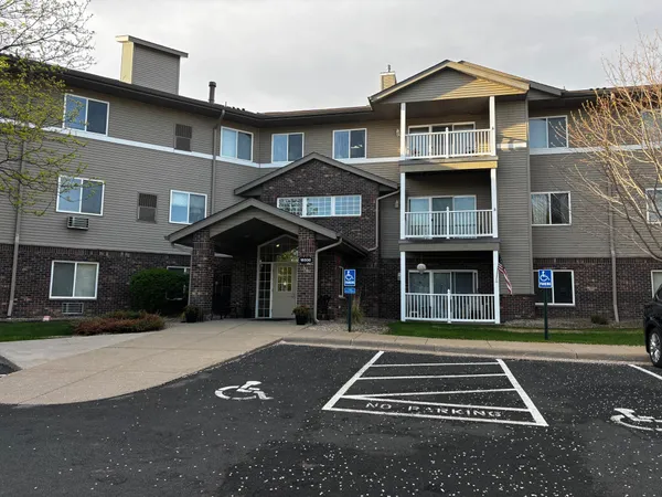 $215,000 | 18500 Euclid Street, Unit 110, Farmington, MN 55024