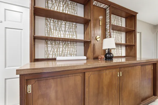 $1,600 | 215 Live Oak Avenue East, Unit A, DeFuniak Springs, FL 32435