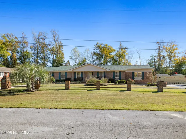 $2,200 | 15 Dressler Drive, Jacksonville, NC 28540