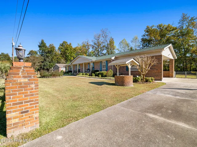 $2,200 | 15 Dressler Drive, Jacksonville, NC 28540