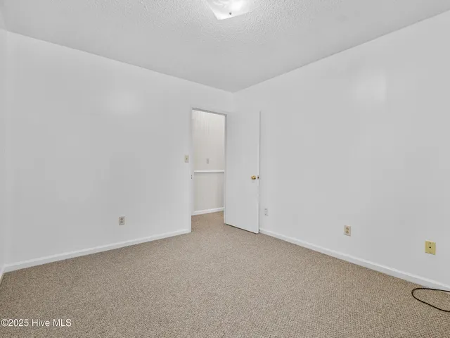 $2,200 | 15 Dressler Drive, Jacksonville, NC 28540