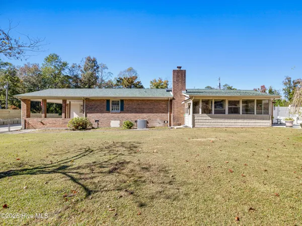 $1,900 | 15 Dressler Drive, Jacksonville, NC 28540