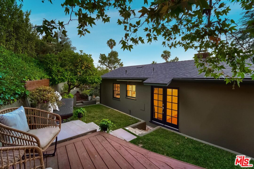 920 Highline Road Glendale, CA 91205 - Photo 47 of 49 a front view of a house with garden