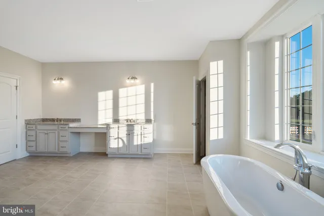 $769,990 | 129 Ayshire Drive, Unit SOMERSET, Middletown, DE 19709