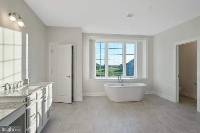 $769,990 | 129 Ayshire Drive, Unit SOMERSET, Middletown, DE 19709