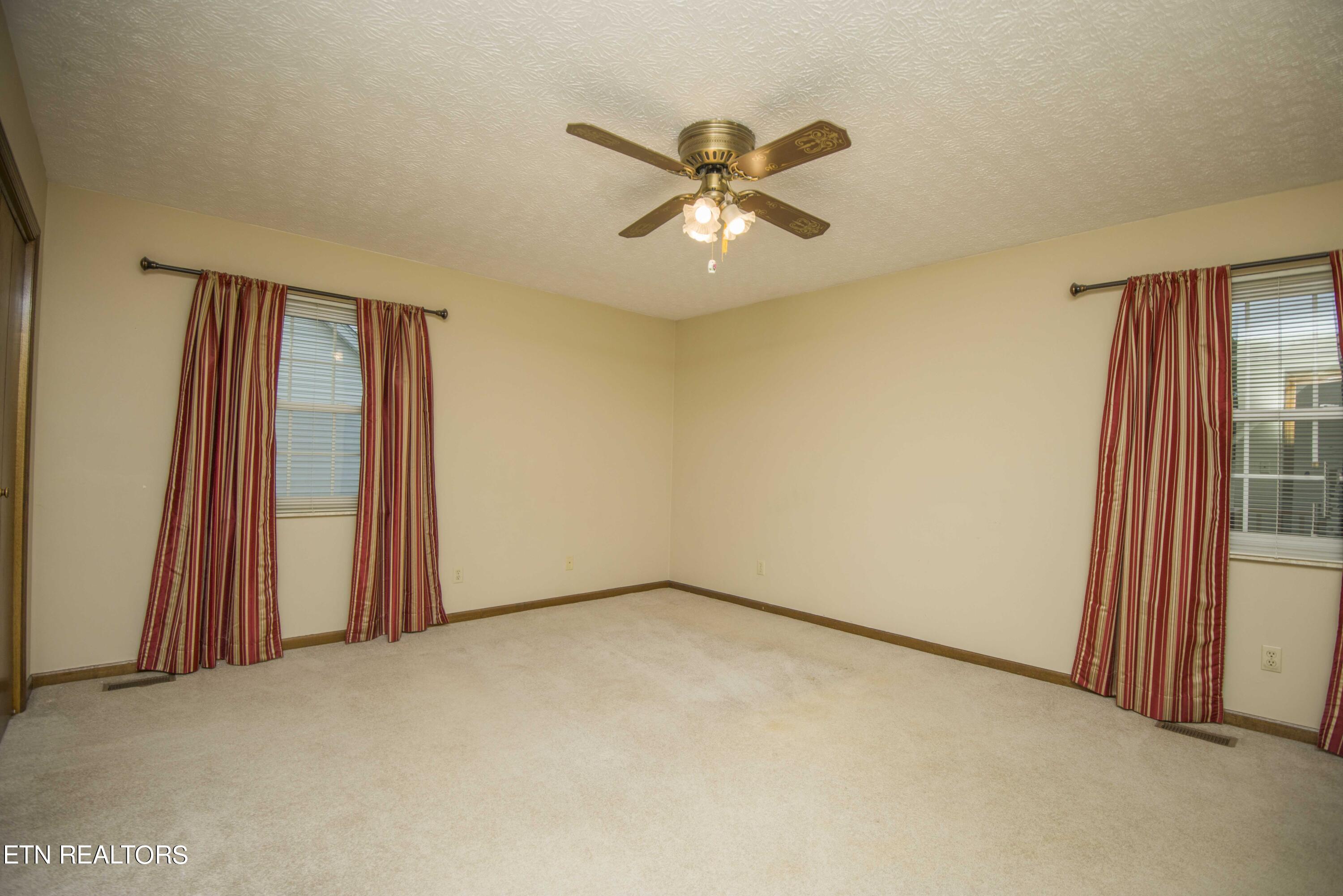 7004 Chartwell Road Knoxville, TN 37931 - Photo 27 of 46 master bed 2_1