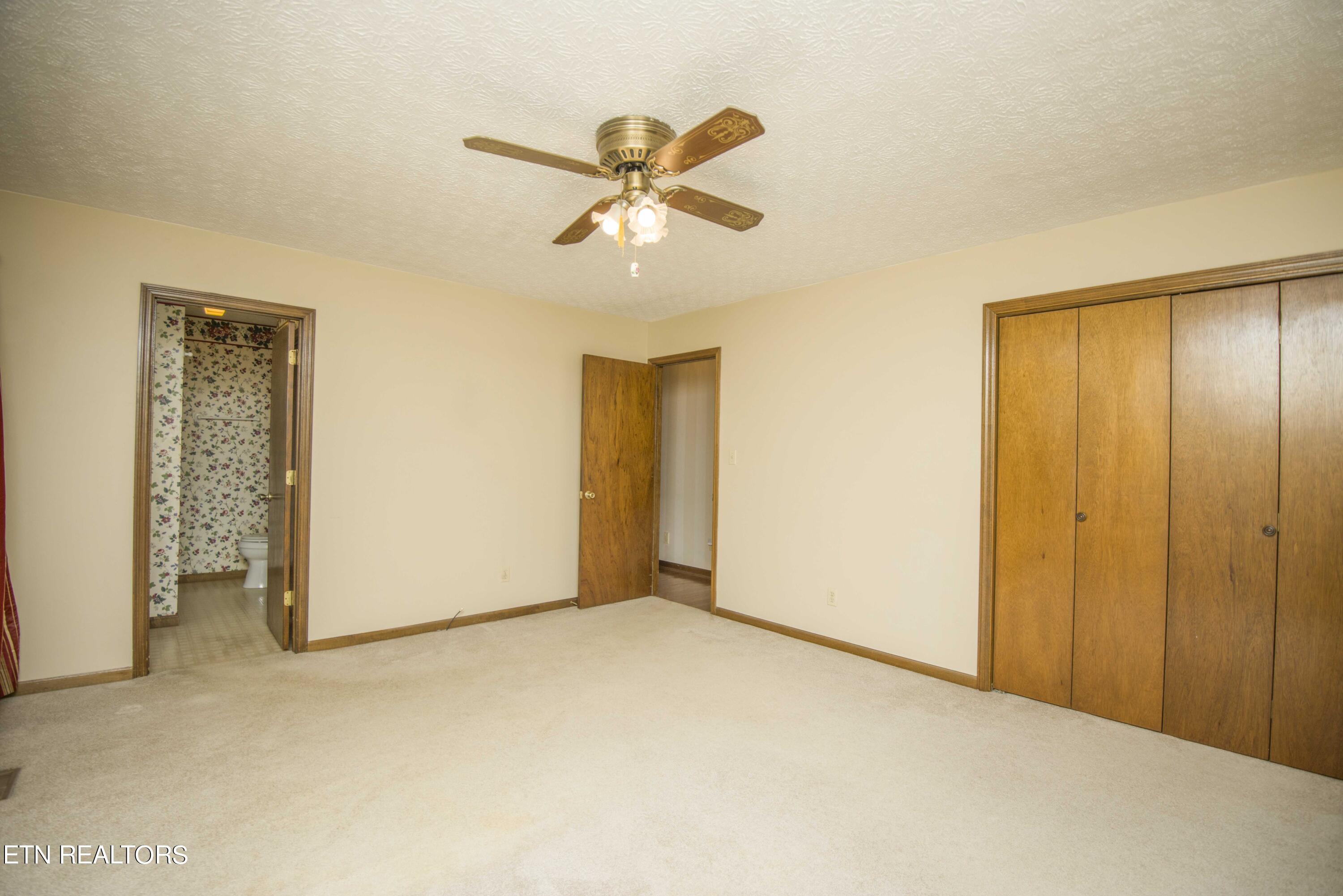7004 Chartwell Road Knoxville, TN 37931 - Photo 28 of 46 master bed_1